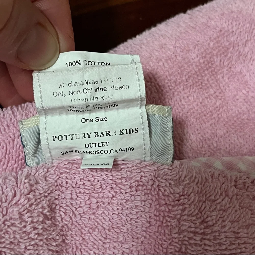 2 Hooded Towels Pink Flower Bee & Puppy Dog Bath Beach Girls Pottery Barn